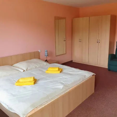 Otel Lumis