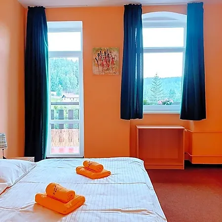 Lumis Hotel *
