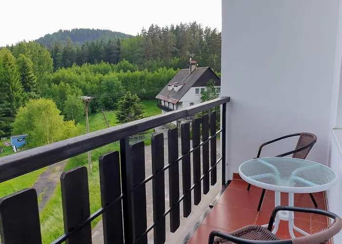 Lumis Hotel Nová Role